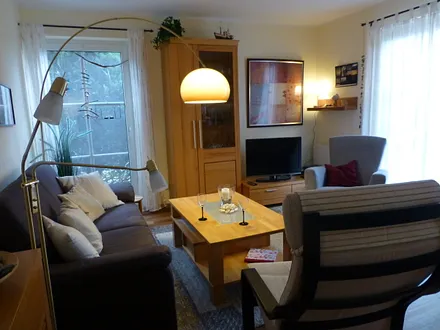 Sitzgruppe mit Ausgang zur Terrasse