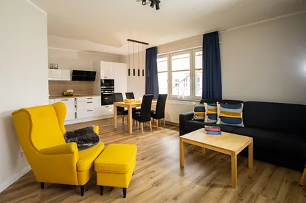 Wohnzimmer mit Küchenzeile