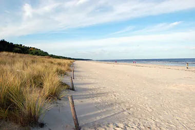 Sandstrand nur 30 Meter entfernt