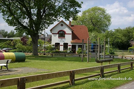 Dorfkaffee und Spielplatz 