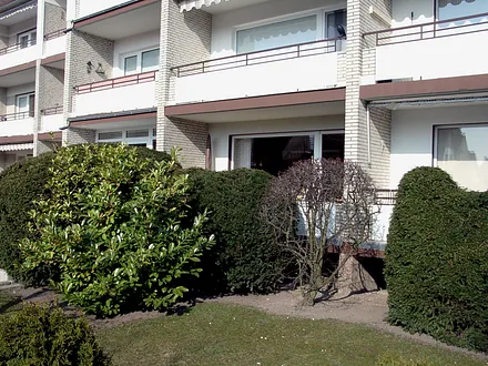 Gartenansicht Balkon der FeWo Dotter Erdgeschoß / Hochpaterre Blick auf Balkon nach Südwesten 