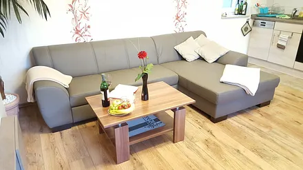 Wohnzimmer - FeWo I im Erdgeschoss 