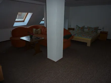 Wohn - , und Schlafbereich