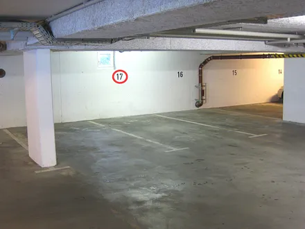 Tiefgaragenstellplatz