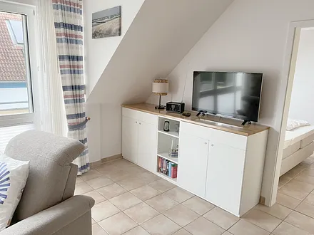 Wohnzimmer, Blick Richtung Schlafzimmer