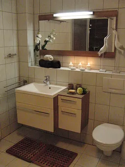 Bad mit viel Ablagemöglichkeit