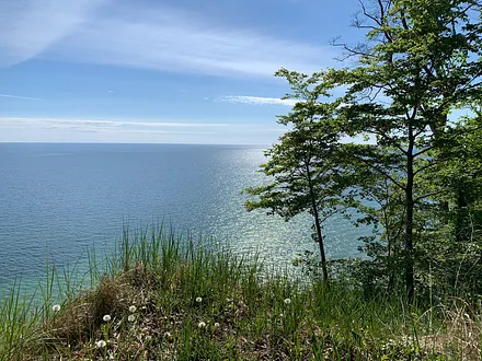 Wandern entlang der Steilküste 