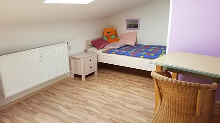 Schlafzimmer 1 oben 