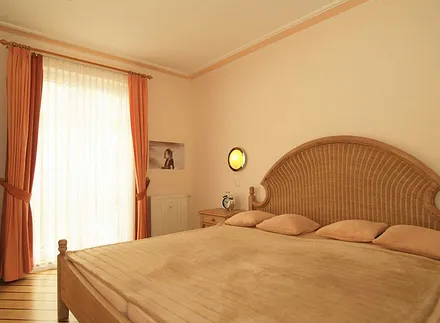 ... und lichtdurchflutetem Frenchwindow