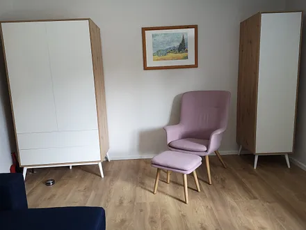 Kleiderschränke im Wohnzimmer