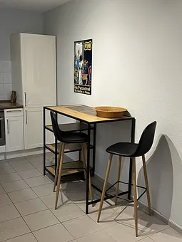 gemütliche Sitz- und Steh- Ecke