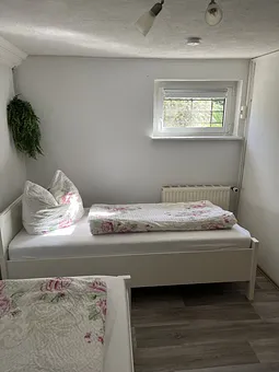 Schlafzimmer 2