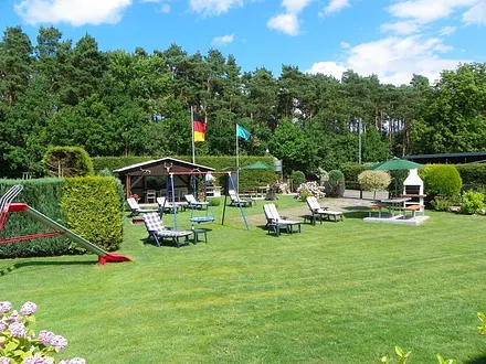 Liegewiese / Grillplatz