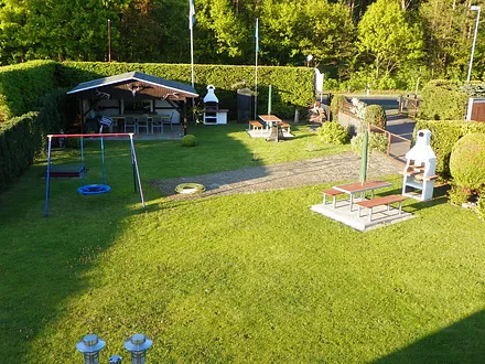 Liegewiese direckt am Haus