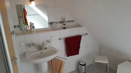Dusch-Bad im DG