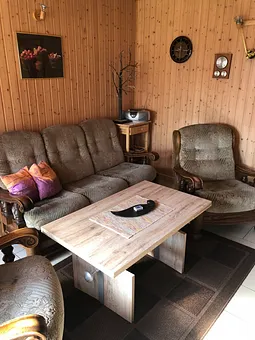 an der Wohnküche grenzender Wohnbereich