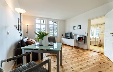 Wohnzimmer mit Couch