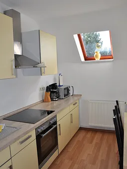 gut ausgestattete EBK