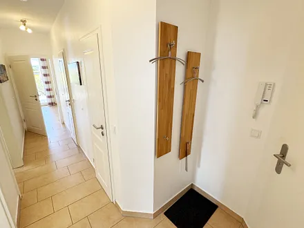 Flurbereich mit Garderobe