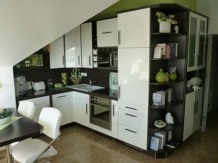 Küche und Essbereich