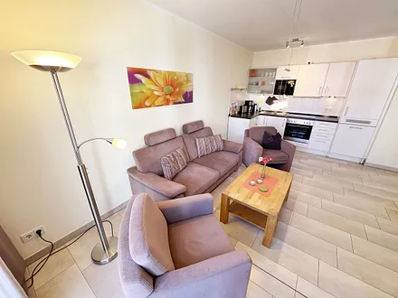 gemütlicher Wohnbereich mit Couch