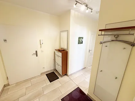 Flurbereich mit Garderobe