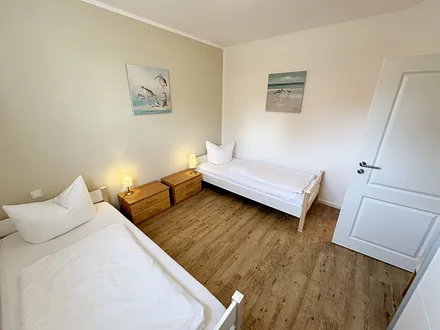 2. Schlafzimmer mit 2 Einzelbetten
