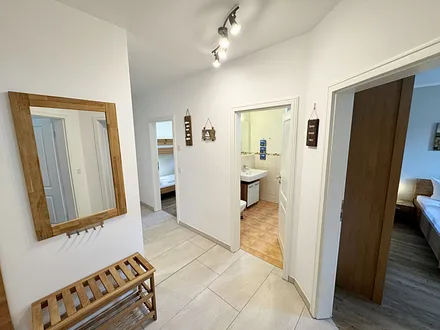 Flur mit Garderobe