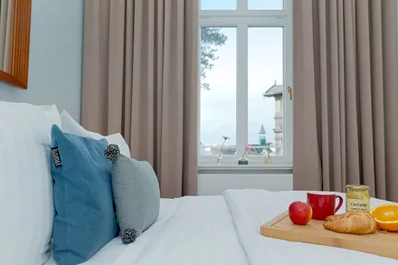 1. Schlafzimmer mit Doppelbett