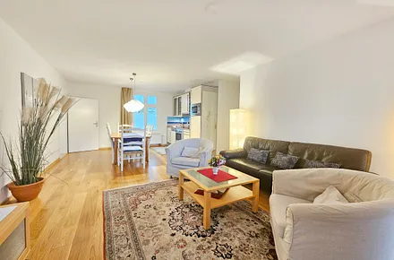 Flat-TV, freies W-LAN