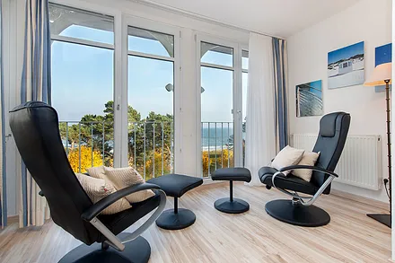 Vom großen Wohnzimmer aus genießen Sie einen wunderbaren ...