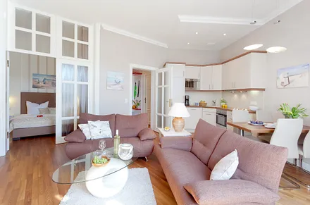 Wohn-, Ess- und Kochbereich