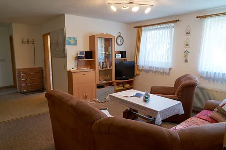 Wohnzimmer und Badzugang