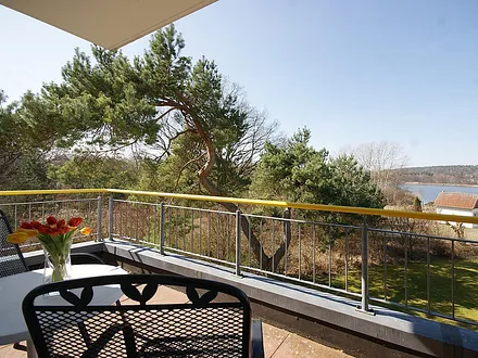 Blick vom Balkon zum Schloonsee