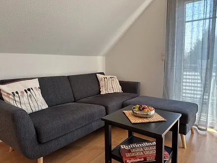 LESEN, SPIELEN UND ENTSPANNEN