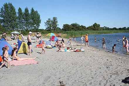 Badebucht bei Gustow, ca. 1500 m von der Ferienanlage entfernt