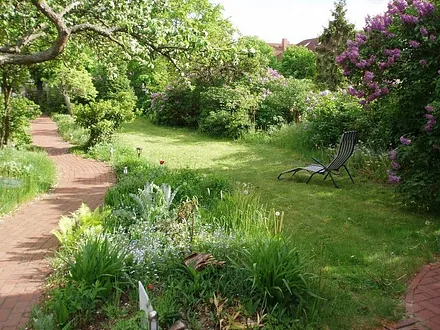 Großer Garten - Blick ins Grüne, parkähnliches Grundstück für beste Erholung