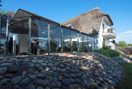 windgeschützte Terrasse