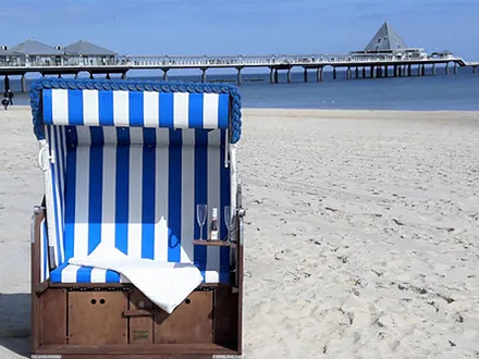 eigener Strandkorb im Sommer