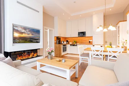 Wohn-, Ess- und Kochbereich