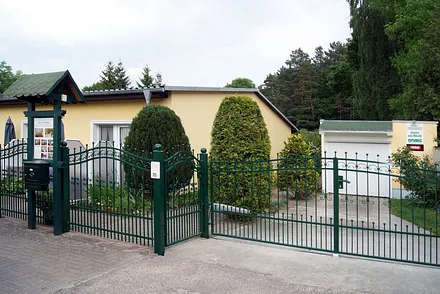 Eingangsbereich zum Haus "Am Wald"