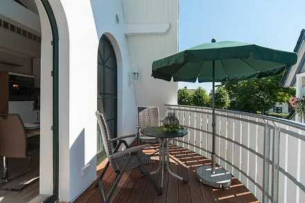 Südbalkon mit toller Aussicht