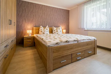 Schlafzimmer mit Hochbett