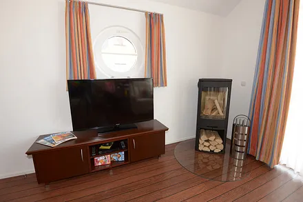 Auch im Herbst und Winter ist gemütlich durch den Kamin