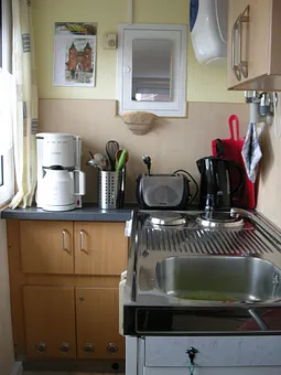 Arbeitsplatte mit Waschbecken