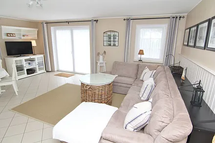 Sofa mit zusätzlicher Schlaffunktion