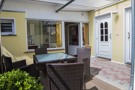 Sitzgelegenheit im Außenbereich