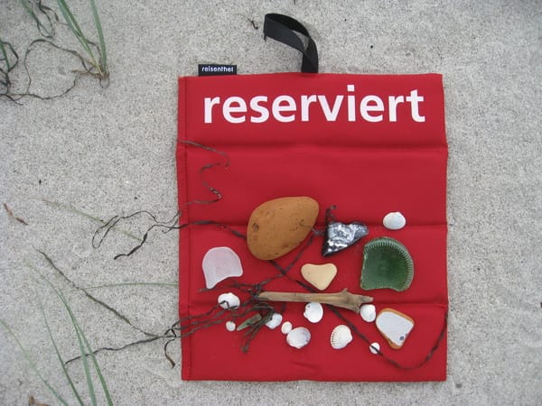 FeWo Lerche mit Terrasse und kleinem Garten - 2-Zimmer-Ferienwohnung