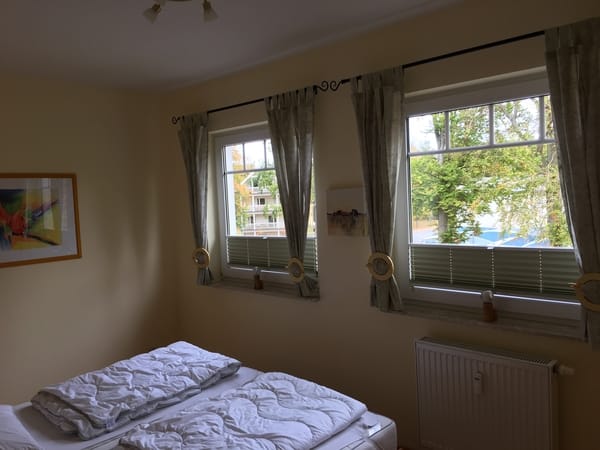 Ferienwohnung Sonnenbrise ( mit HOT SPOT) - 3-Zimmer-Ferienwohnung bis