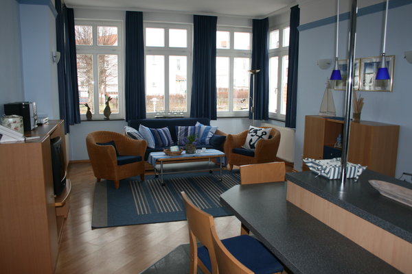 Villa Alt Ahlbeck -100m vom Strand, grosser Balkon - 3-Zimmer